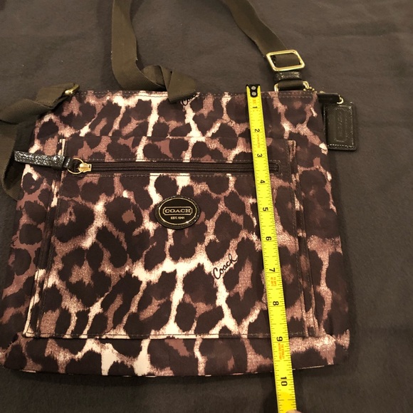 Coach Large Crossbody - Picture 8 of 8